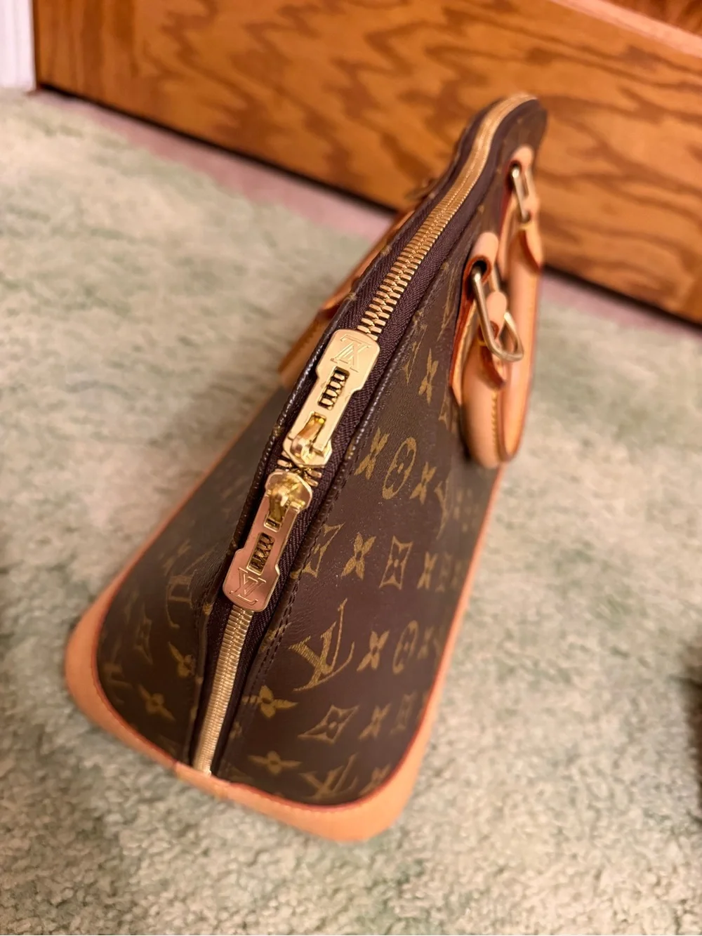 Louis Vuitton Alma PM